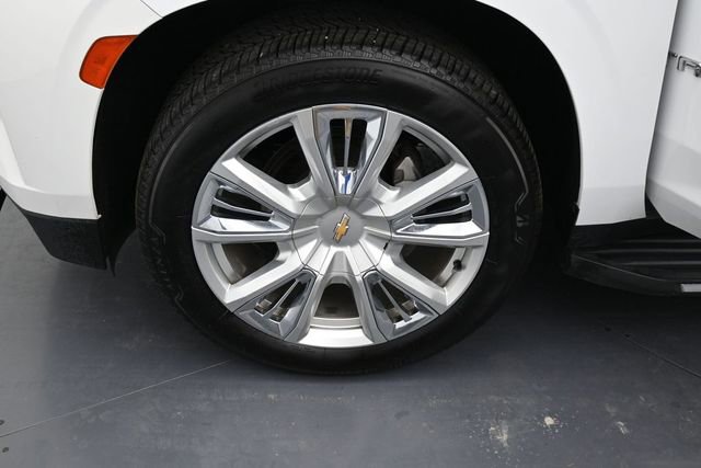 Used 2022 Chevrolet Tahoe High Country AWD/4WD image 14