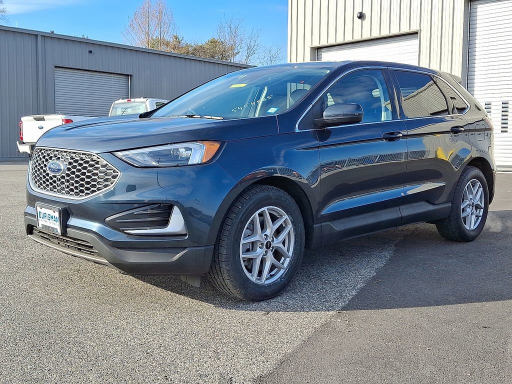 Certified 2024 Ford Edge SEL image 3