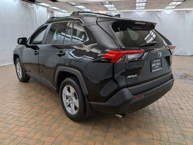 Used 2021 Toyota RAV4 XLE w/ Convenience Package AWD/4WD image 3