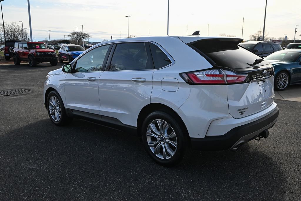 Certified 2020 Ford Edge Titanium w/ Equipment Group 301A image 5
