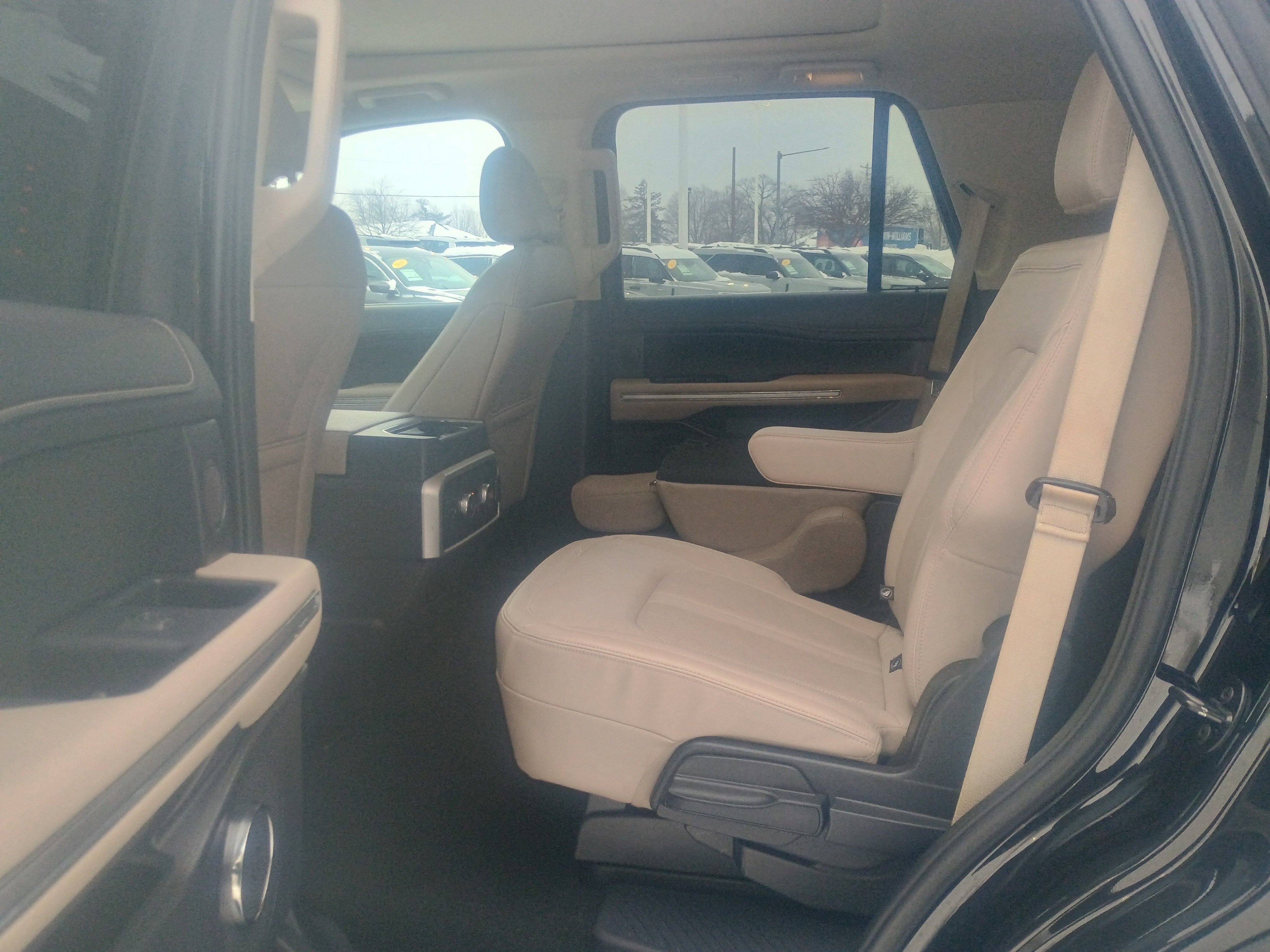 Certified 2023 Ford Expedition Limited image 22