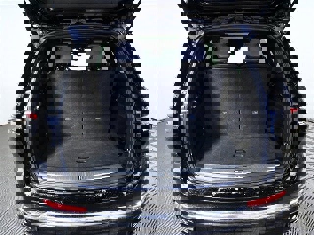 Used 2021 Jeep Grand Cherokee L Overland w/ Advanced Protech Group III image 9