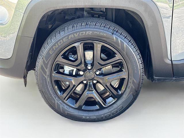 Used 2022 Jeep Renegade Altitude AWD/4WD image 31