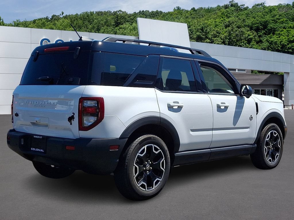 Certified 2025 Ford Bronco Sport Outer Banks w/ Outer Banks Tech Package+ AWD/4WD image 6