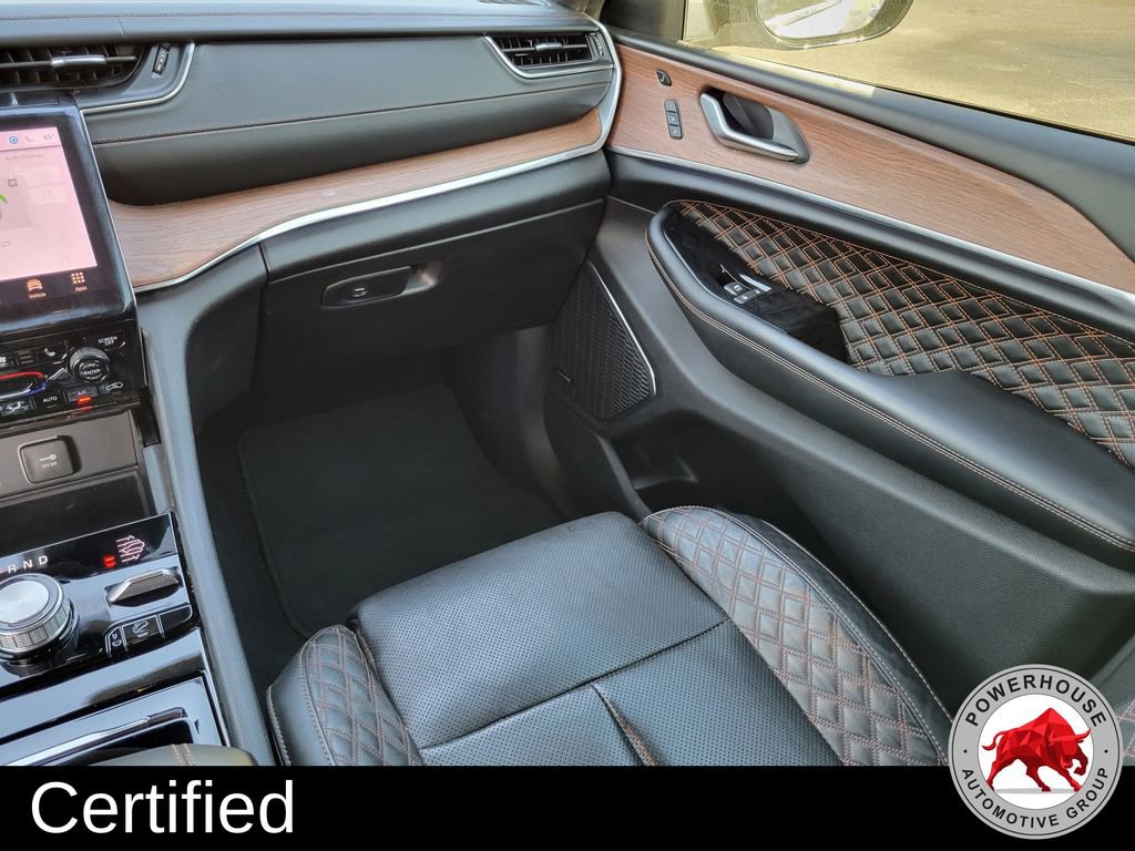 Used 2024 Jeep Grand Cherokee L Summit w/ High Altitude Package AWD/4WD image 23