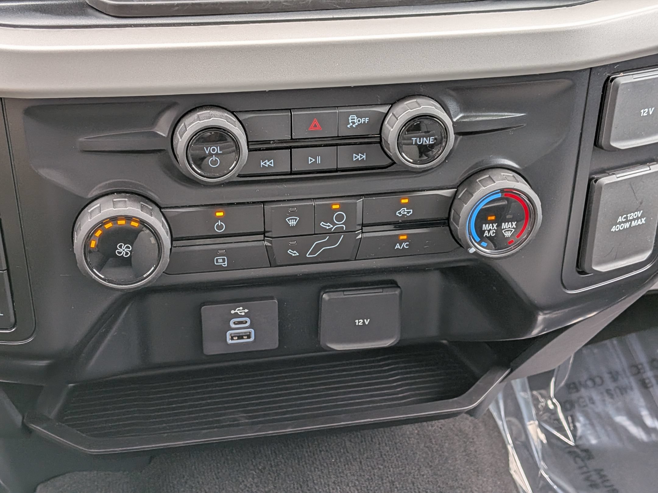Certified 2026 Ford F250 XLT AWD/4WD image 24