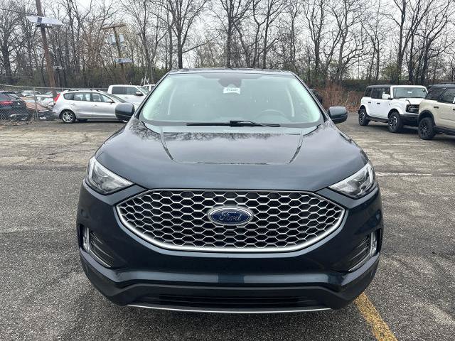 Certified 2023 Ford Edge SEL w/ Convenience Package AWD/4WD image 2