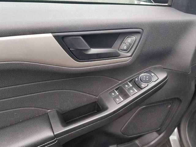 Certified 2022 Ford Escape SE w/ Convenience Package image 11
