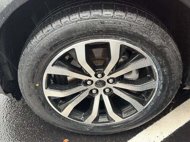 Certified 2022 Ford Explorer ST-Line image 13