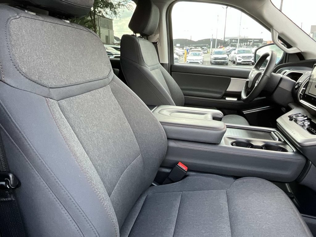 Certified 2025 Ford Expedition Max Active AWD/4WD image 31