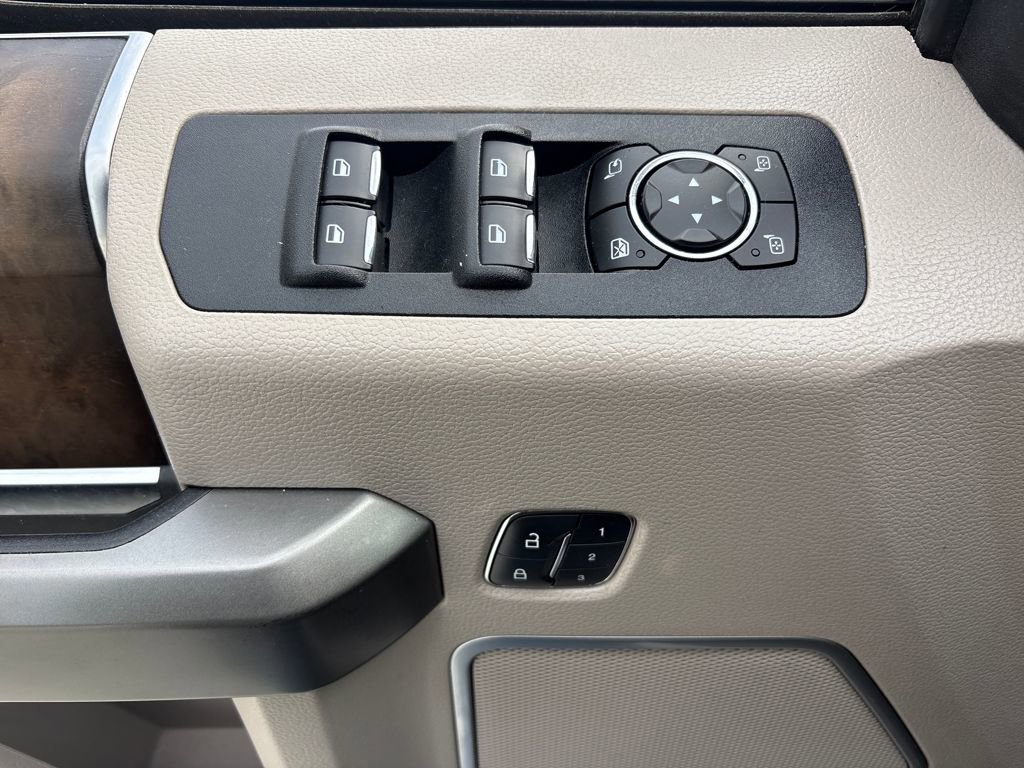 Certified 2019 Ford F150 Limited w/ Trailer Tow Package image 17