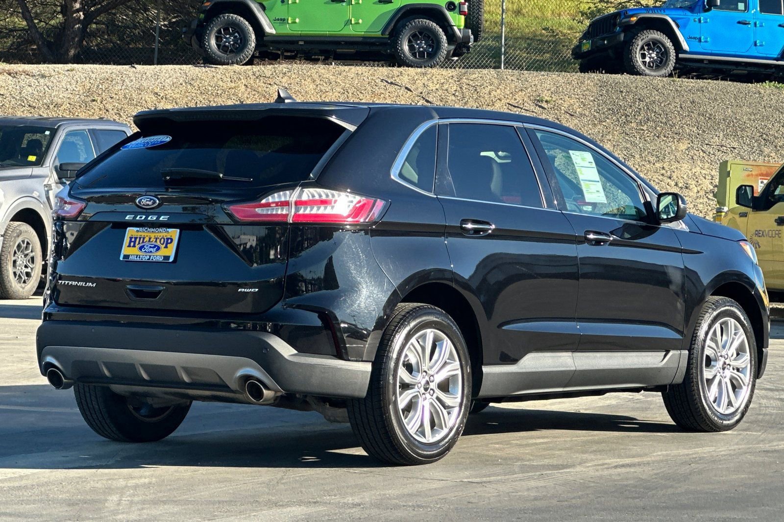 Certified 2024 Ford Edge Titanium image 5