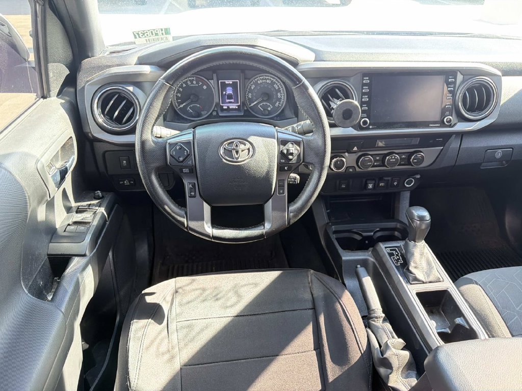 Used 2023 Toyota Tacoma TRD Off-Road w/ Black Out Package (TMS) AWD/4WD image 9