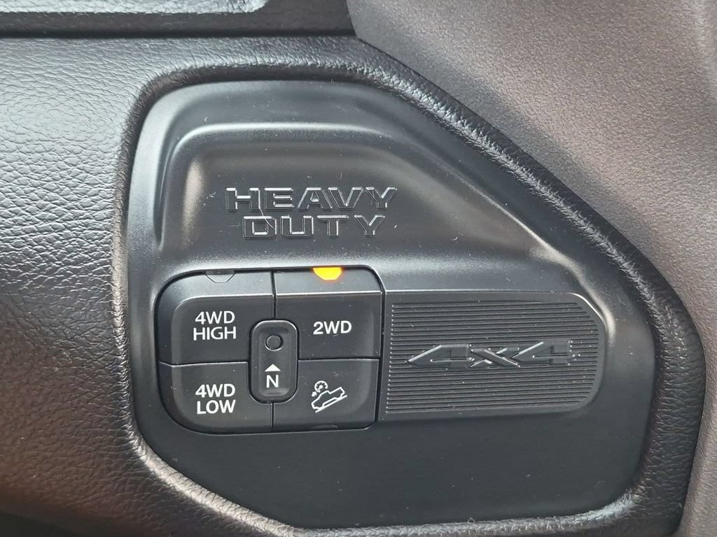 Used 2020 RAM 2500 Big Horn w/ Level 2 Equipment Group AWD/4WD image 22