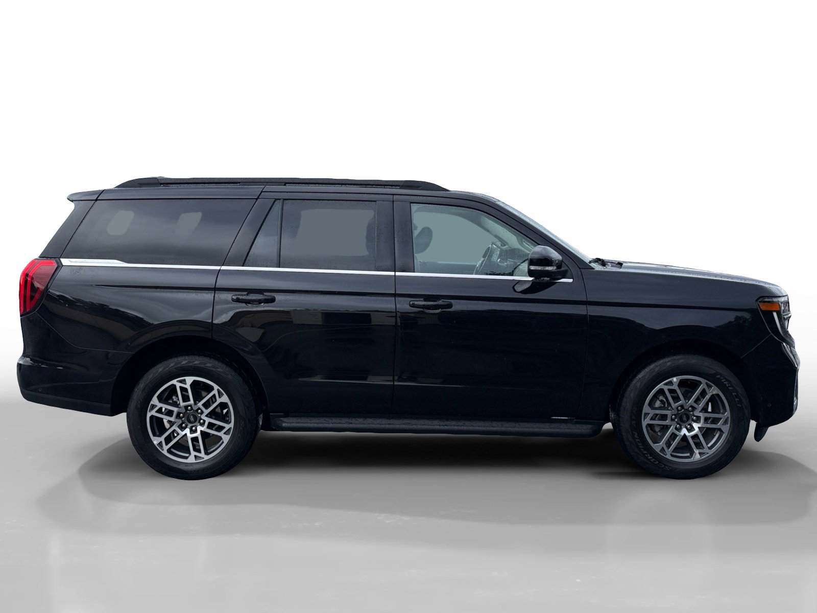 Certified 2025 Ford Expedition Active AWD/4WD image 6
