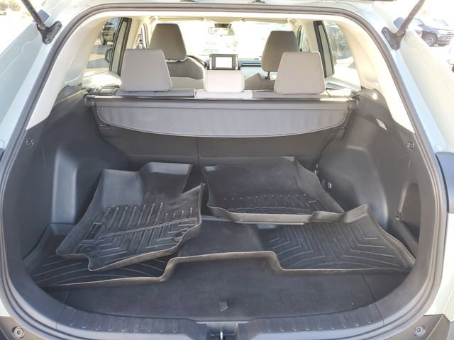 Used 2019 Toyota RAV4 XLE image 7