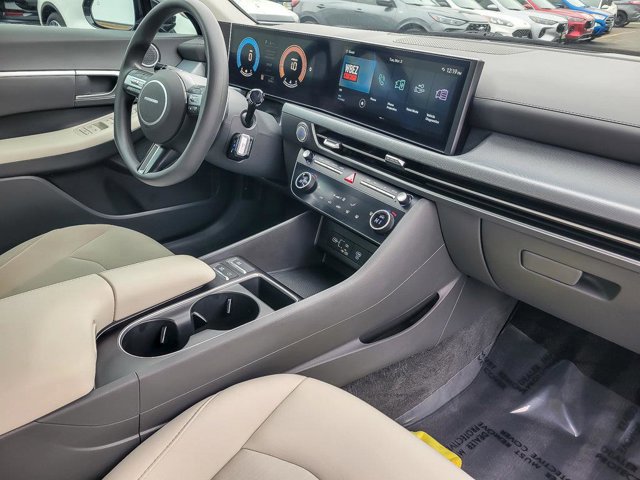 Used 2025 Hyundai Sonata SEL AWD/4WD image 24
