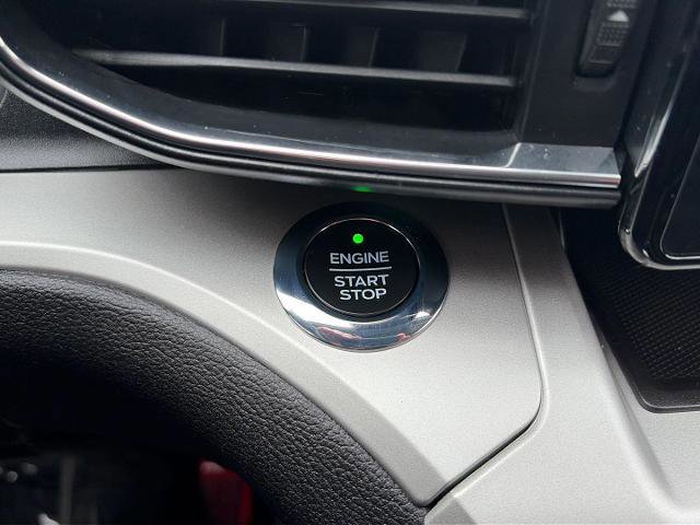 Certified 2021 Ford Explorer XLT w/ Equipment Group 202A image 23