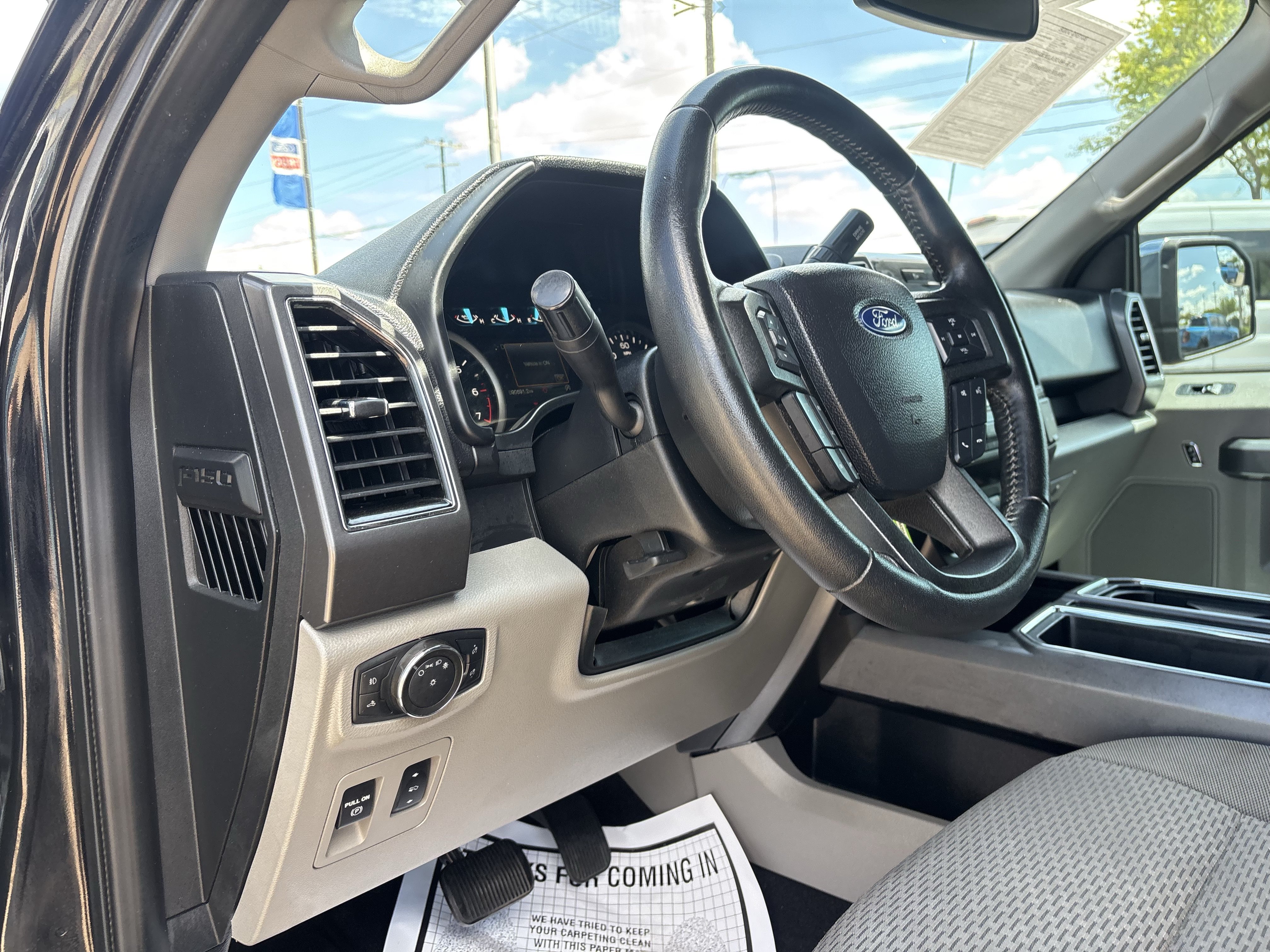 Certified 2020 Ford F150 XLT w/ Equipment Group 302A Luxury RWD image 9