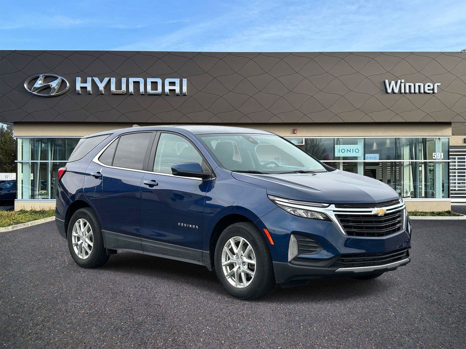 Used 2022 Chevrolet Equinox LT FWD image 6