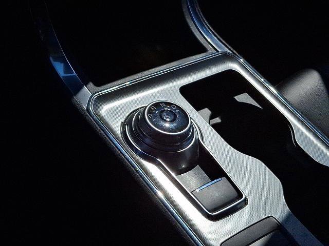 Certified 2023 Ford Edge Titanium AWD/4WD image 15