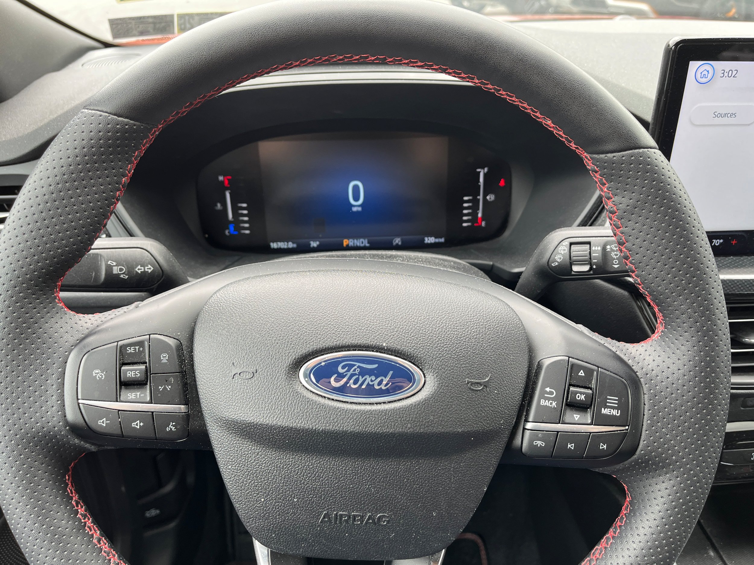 Certified 2023 Ford Escape ST-Line w/ Tech Pack #1 AWD/4WD image 17