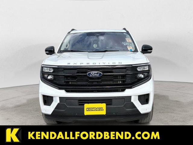 Certified 2025 Ford Expedition Active AWD/4WD image 8
