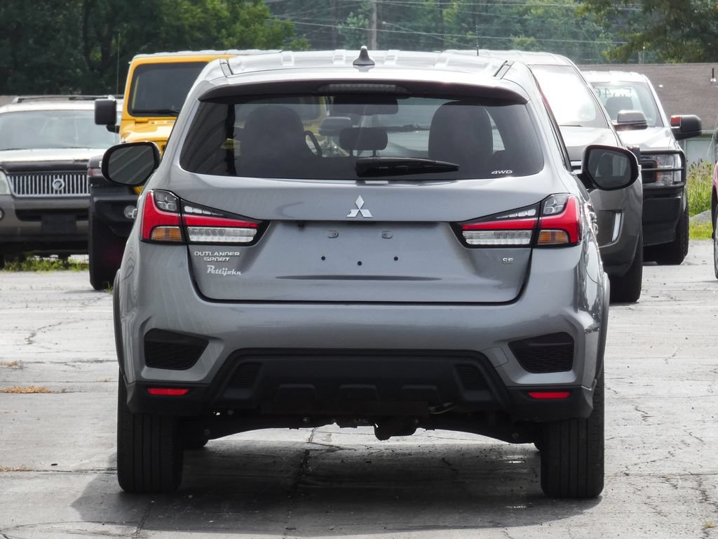 Used 2025 Mitsubishi Outlander Sport AWD image 4