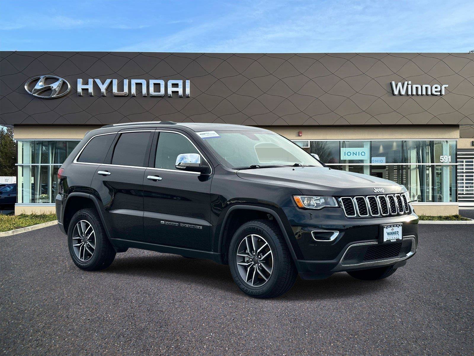 Used 2022 Jeep Grand Cherokee Limited AWD/4WD image 5