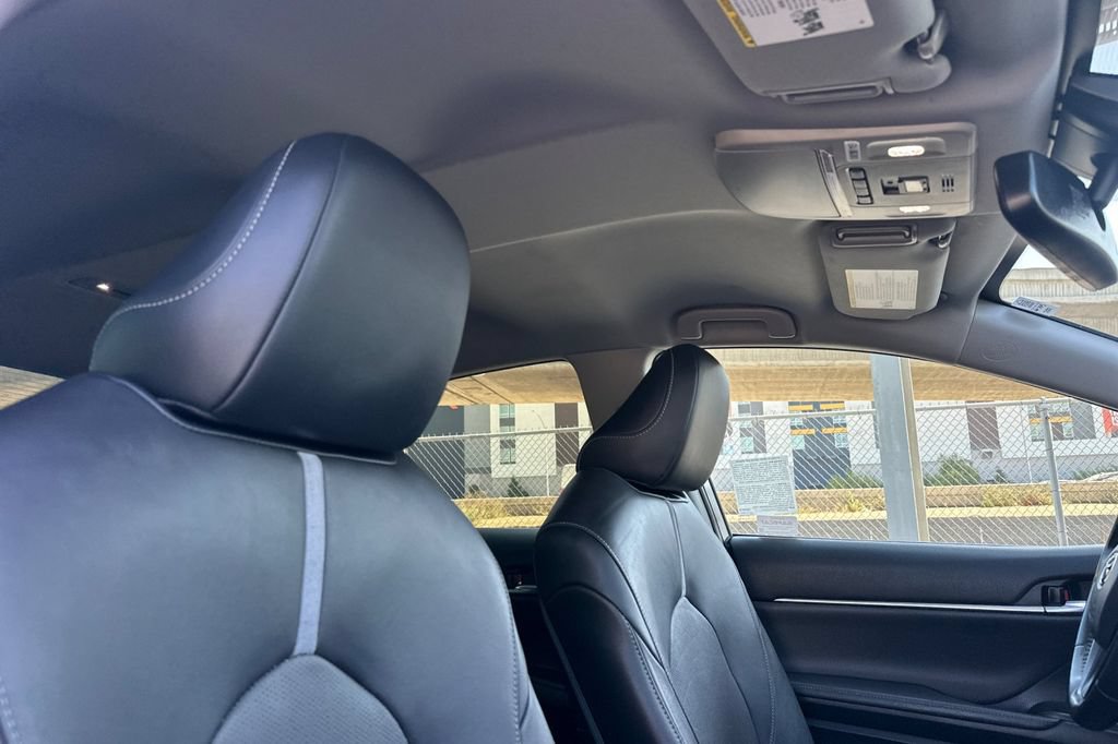 Used 2021 Toyota Camry XSE w/ Carpet Mat Package (TMS) FWD image 19