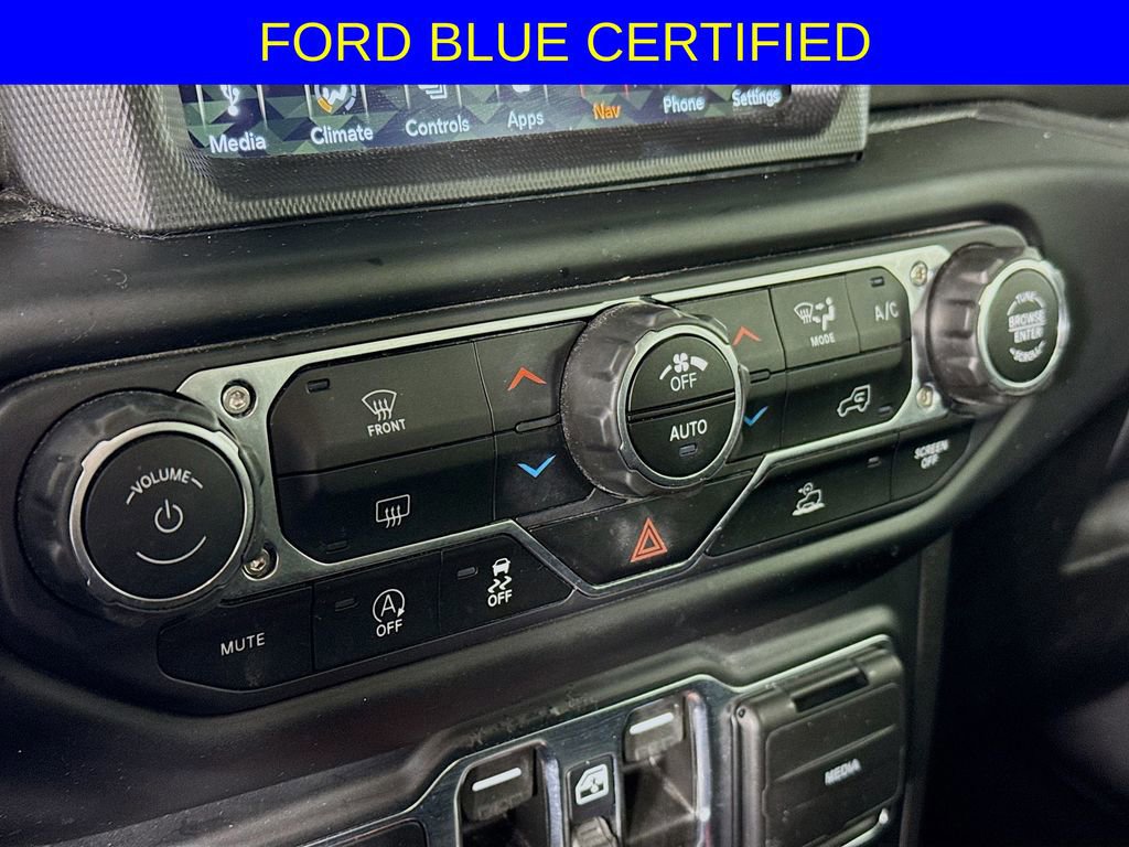 Used 2022 Jeep Wrangler Unlimited Sahara image 16