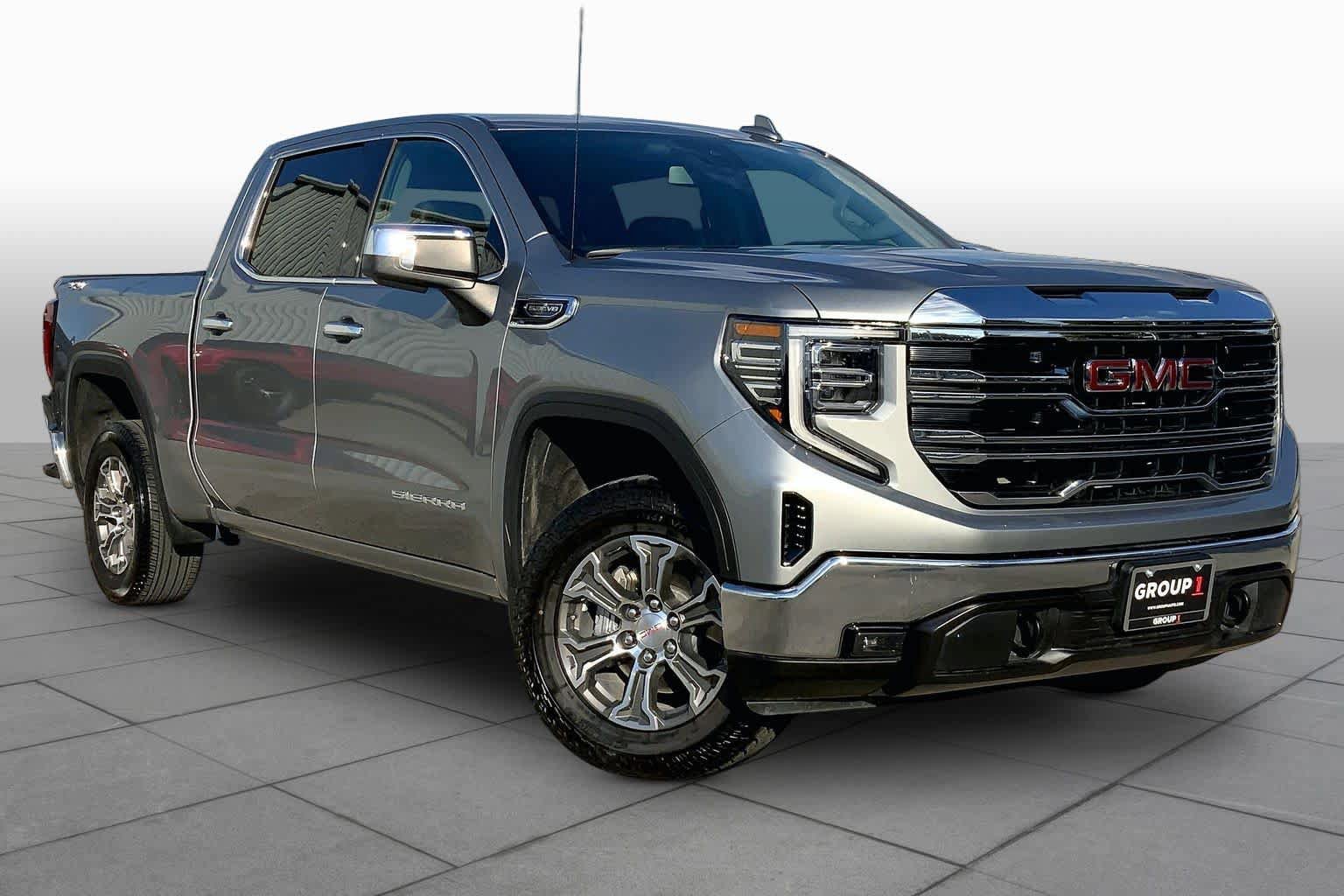 Used 2026 GMC Sierra 1500 SLT AWD/4WD image 3