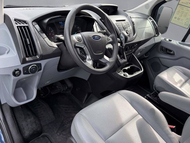 Certified 2019 Ford Transit 250 130 Medium Roof RWD image 3