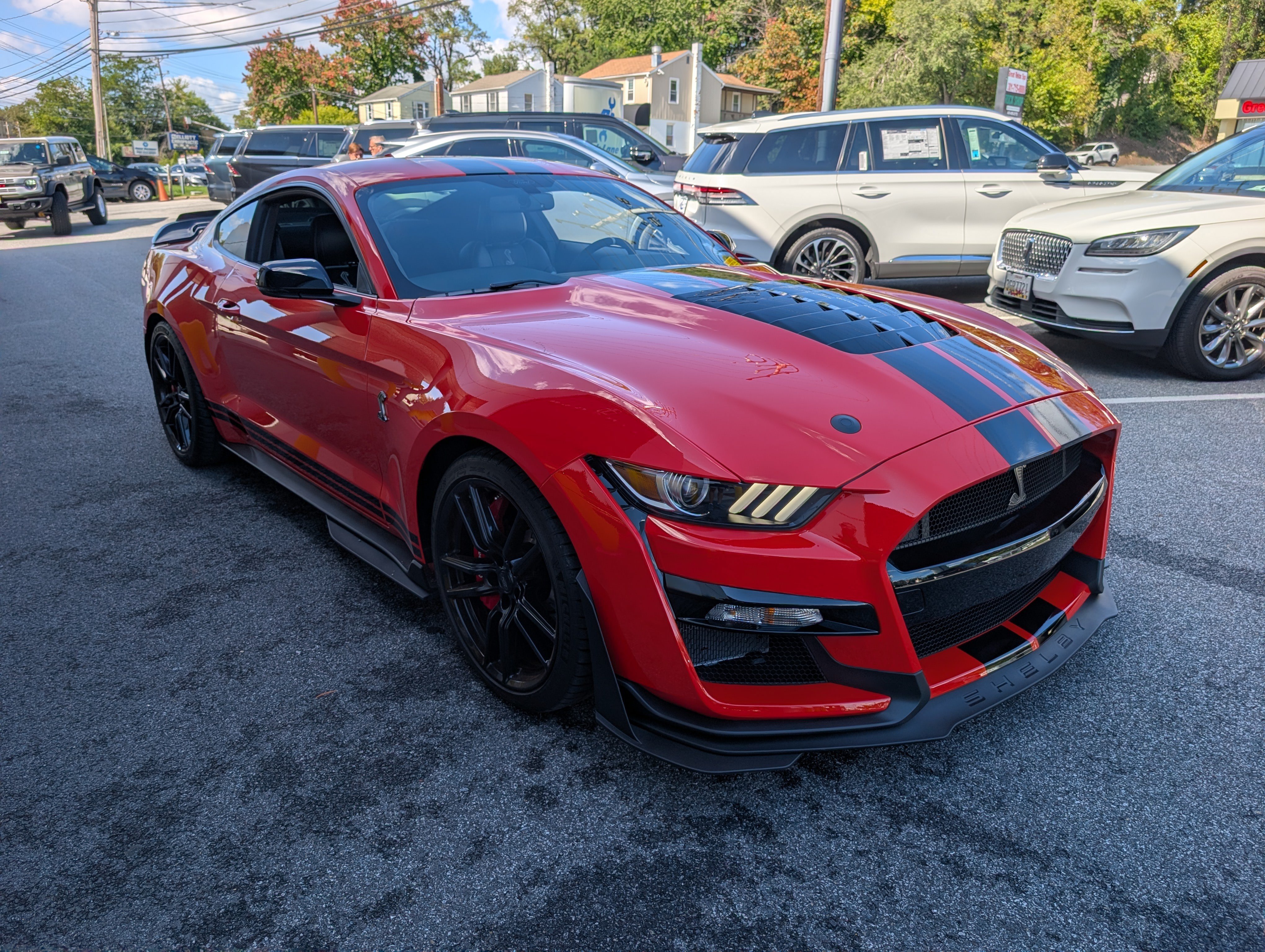 Certified 2022 Ford Mustang Shelby GT500 w/ Technology Package RWD image 9