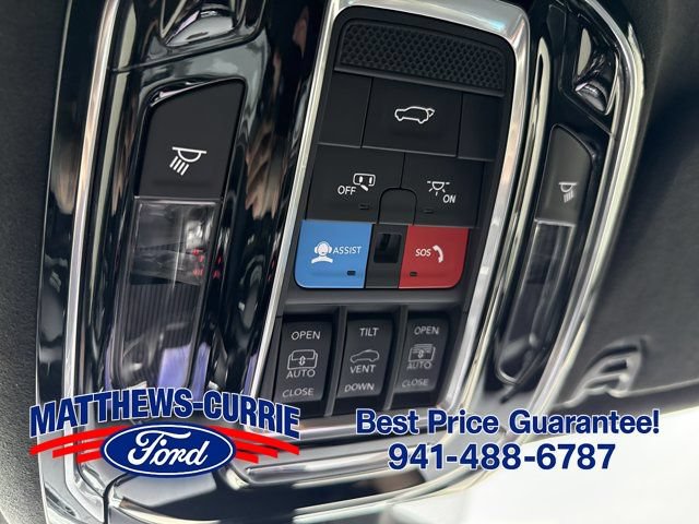 Used 2025 Jeep Grand Wagoneer L Series II Obsidian w/ Quick Order Packagew 28T AWD/4WD image 26