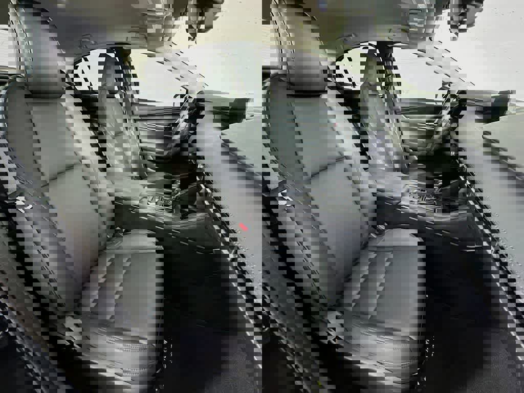 Used 2021 MAZDA MAZDA3 s image 17