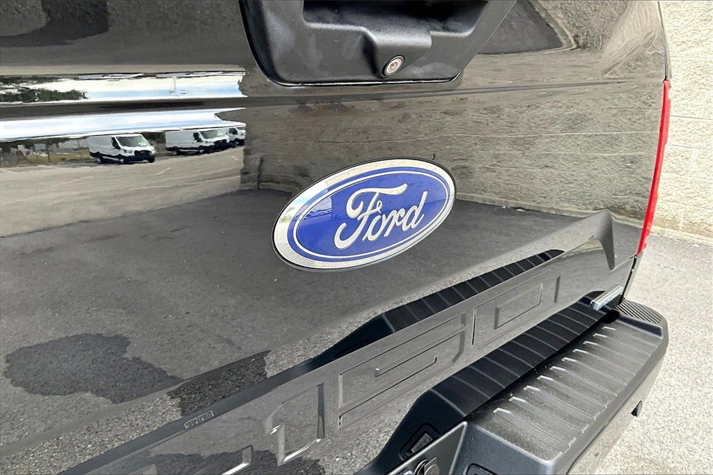 Certified 2018 Ford F150 XL w/ Equipment Group 101A Mid image 30