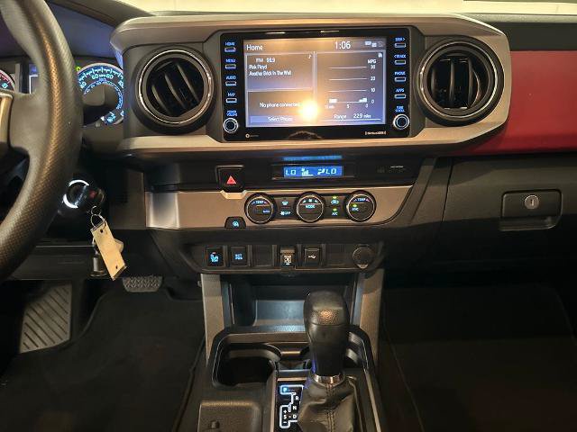 Used 2022 Toyota Tacoma SR5 w/ Technology Package RWD image 24