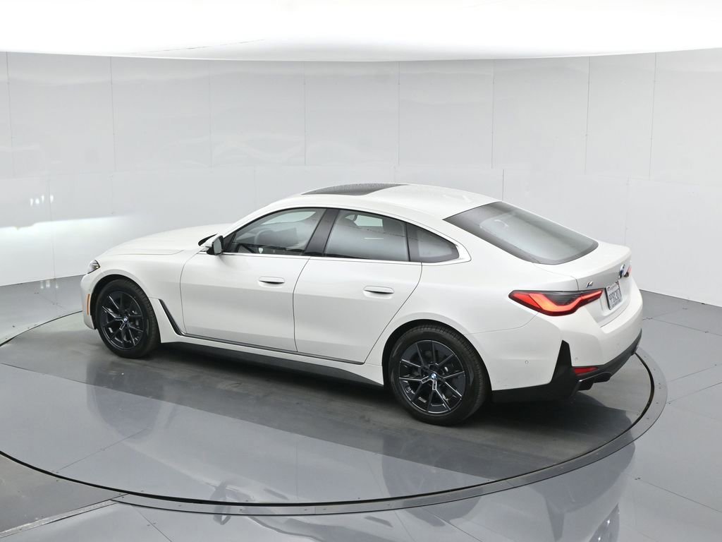 Used 2025 BMW i4 eDrive40 image 20