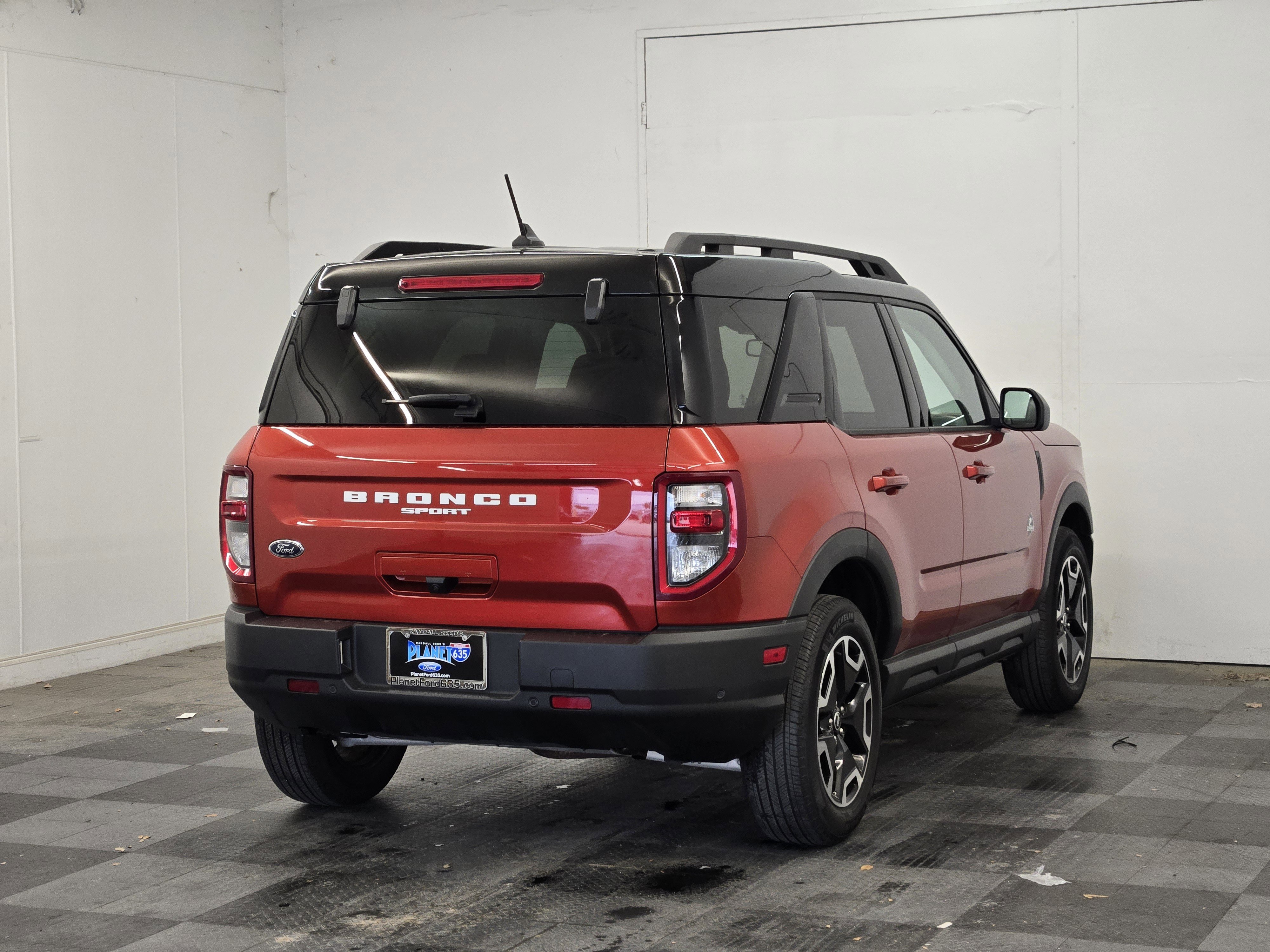 Certified 2024 Ford Bronco Sport Outer Banks AWD/4WD image 5