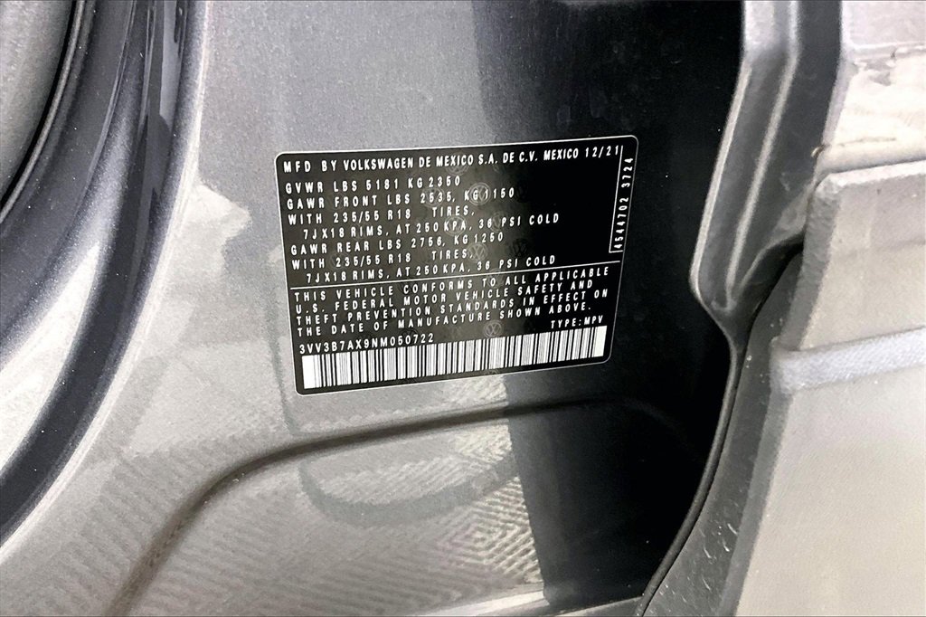 Used 2022 Volkswagen Tiguan SE image 27