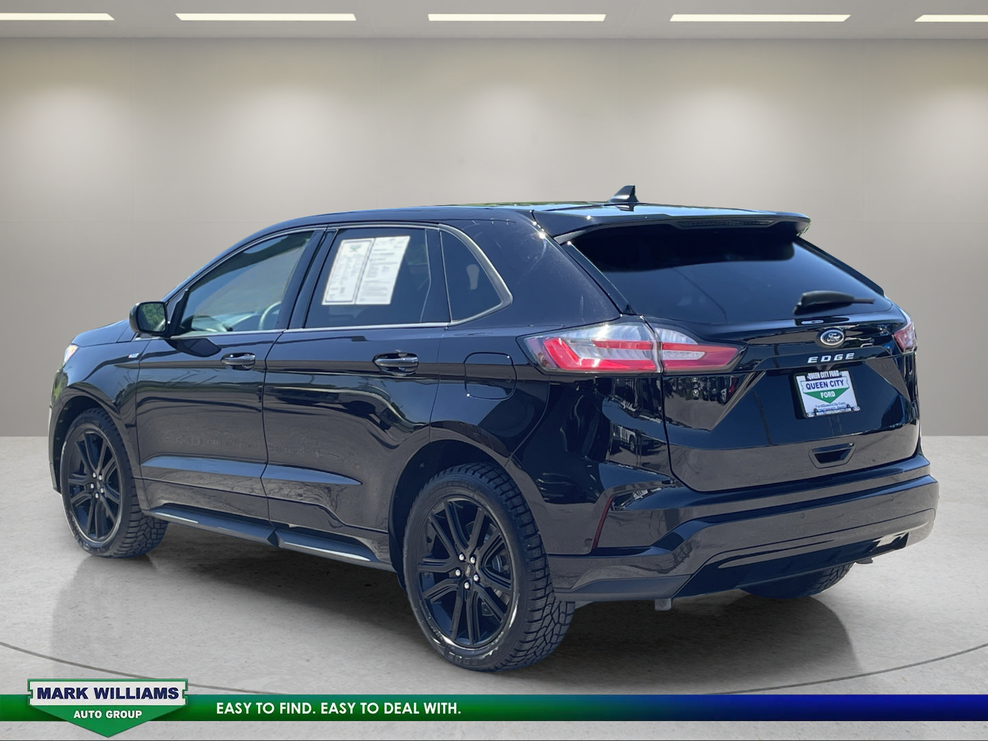 Certified 2024 Ford Edge ST-Line AWD/4WD image 5