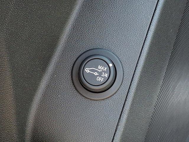 Used 2023 Chevrolet Equinox LT FWD image 28
