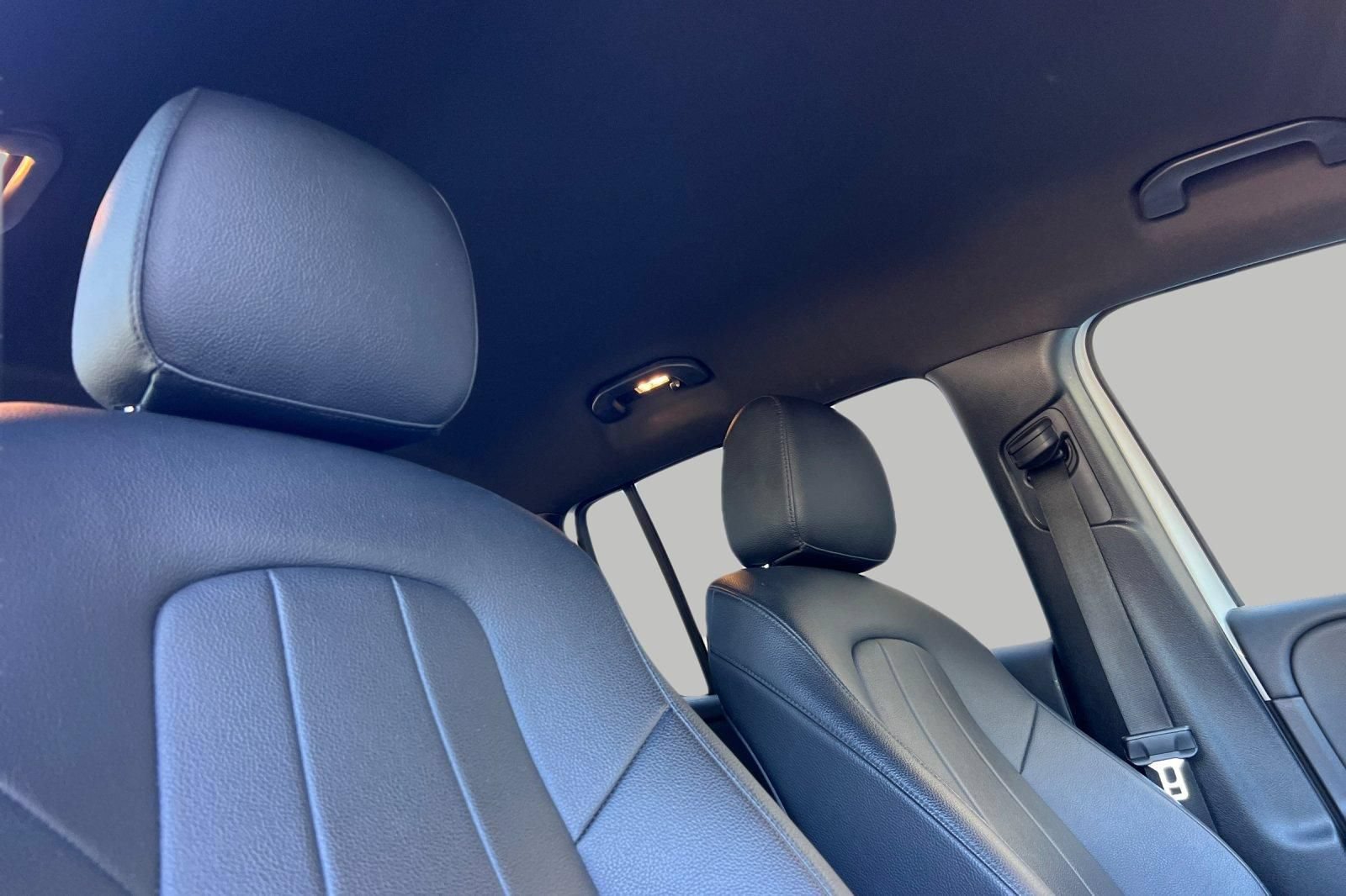 Used 2024 Mercedes-Benz GLB 250 image 21