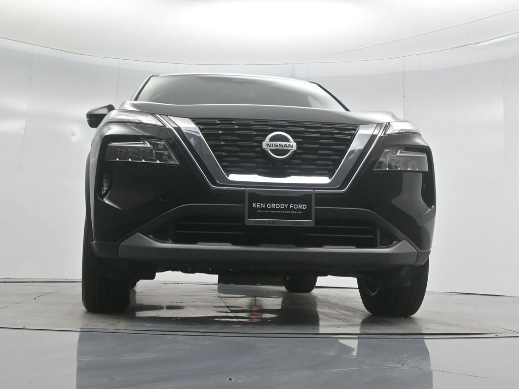 Used 2021 Nissan Rogue SV image 31