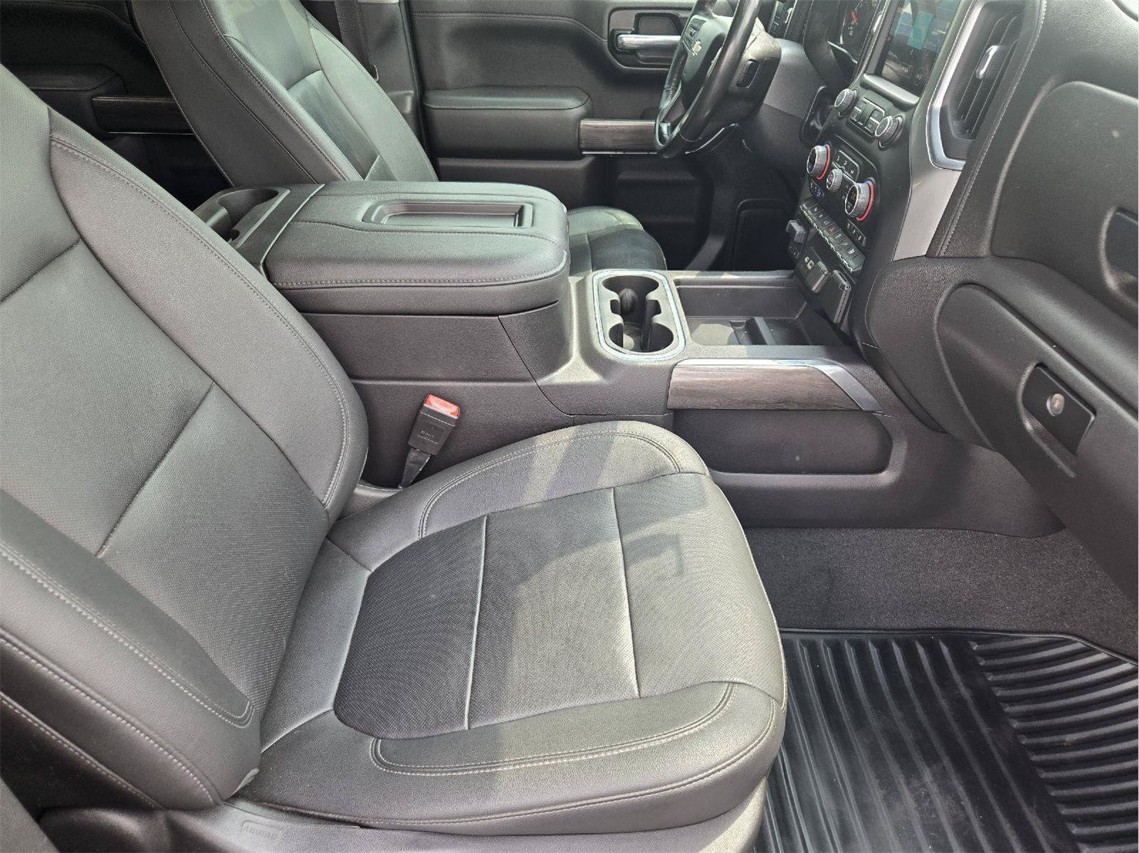Used 2021 Chevrolet Silverado 1500 LTZ RWD image 14