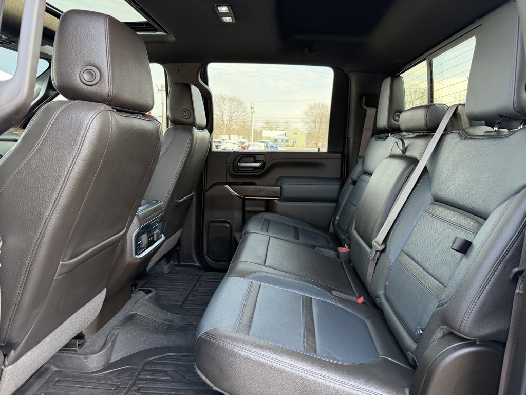 Used 2022 GMC Sierra 3500 Denali w/ Denali Ultimate Package image 20