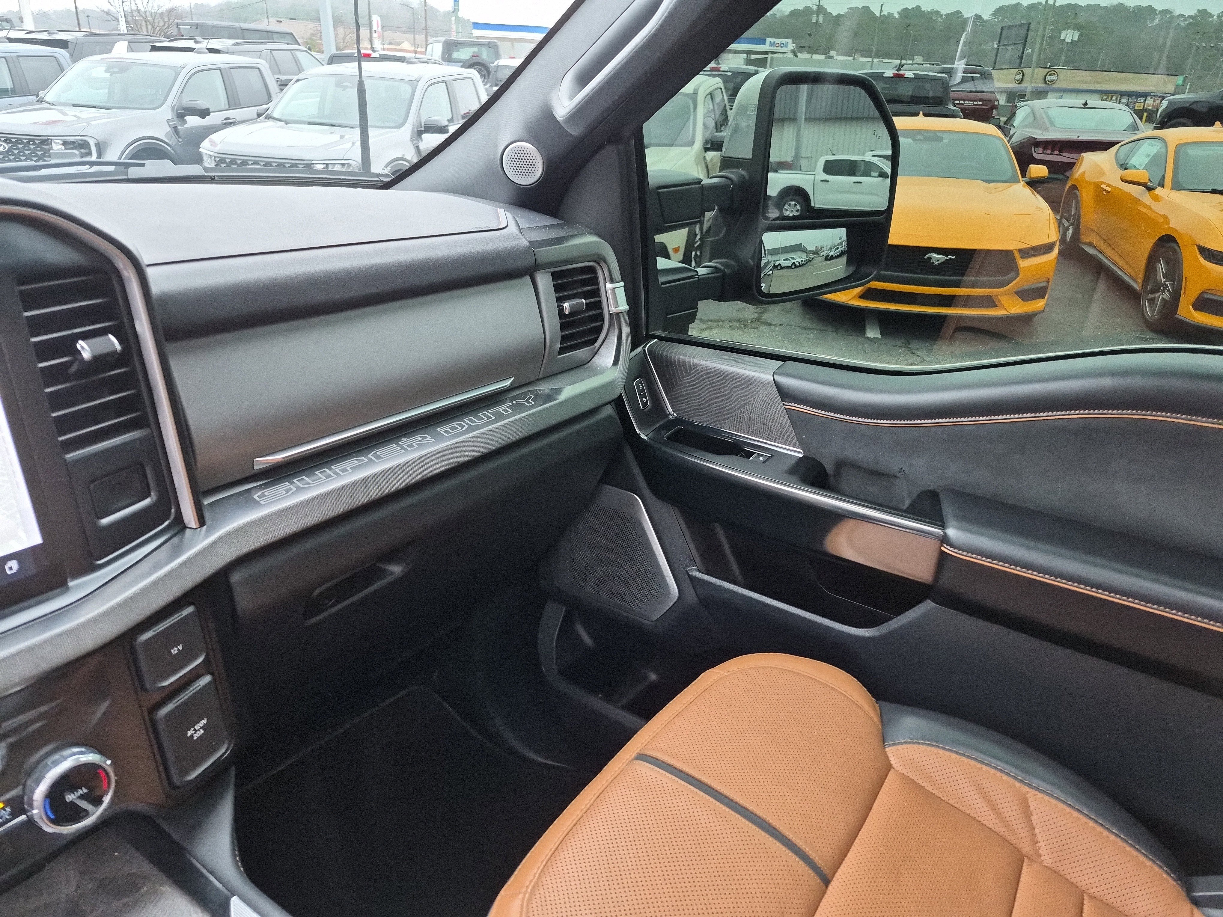 Certified 2024 Ford F250 Platinum w/ Tremor Off-Road Package image 26