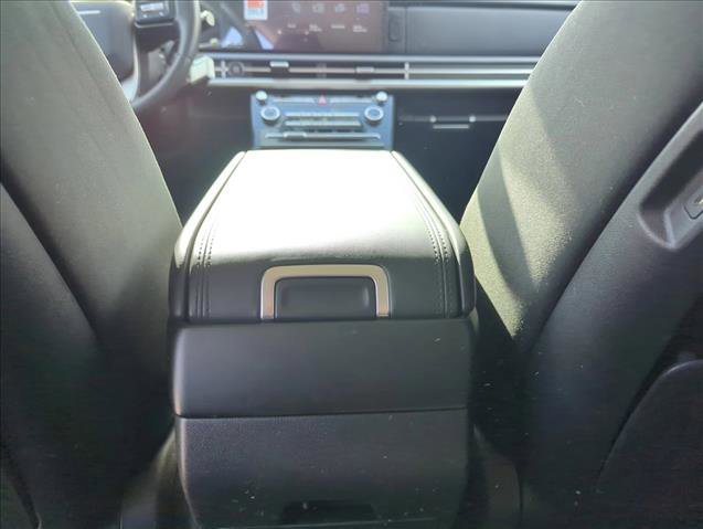 Used 2024 Hyundai Santa Fe SE FWD image 16