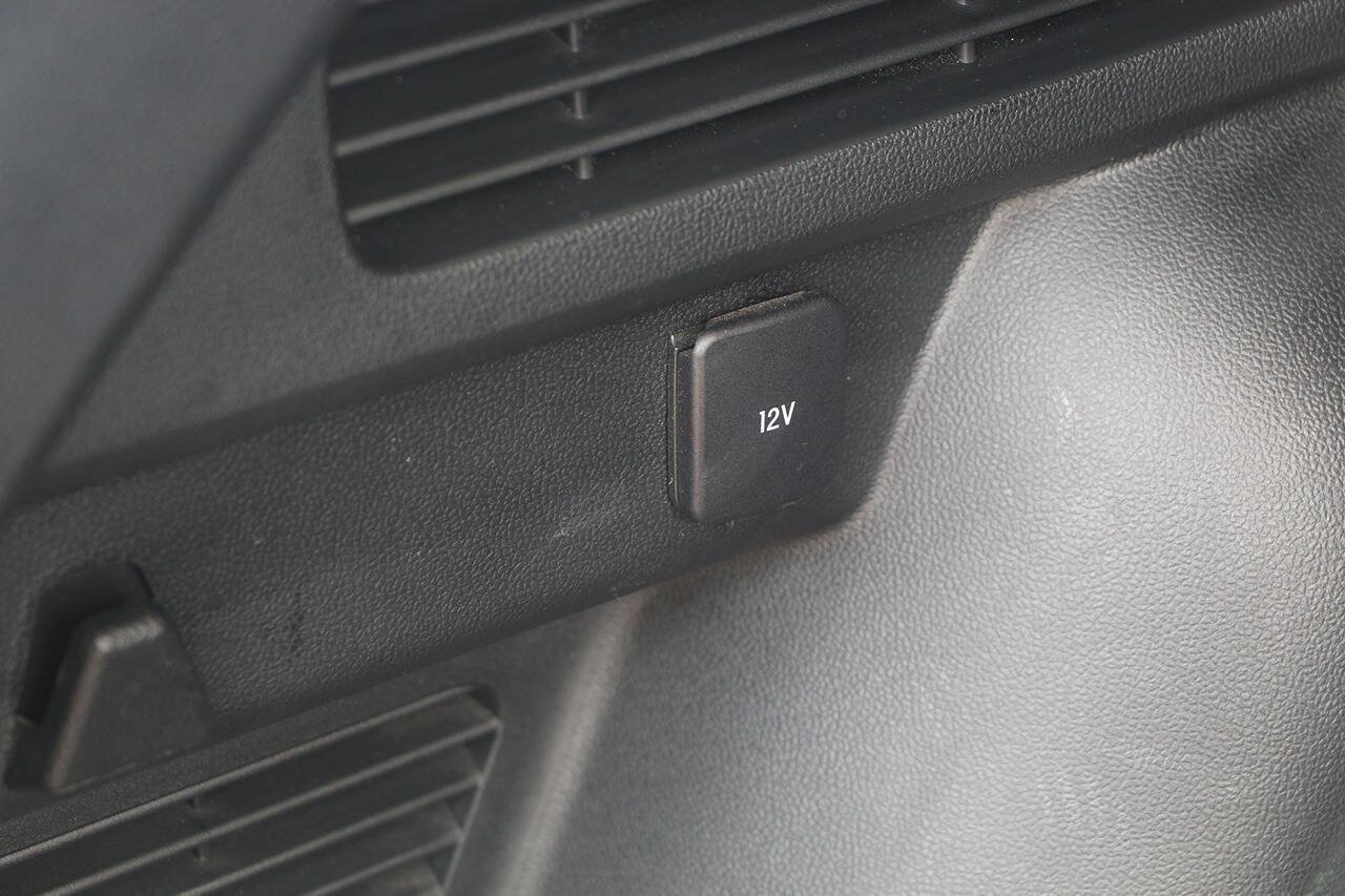 Certified 2024 Ford Escape Platinum AWD/4WD image 11